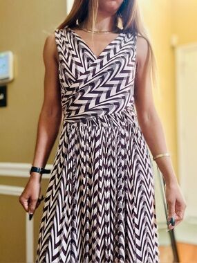 Plenty by Tracy Reese Brown & Cream Chevron Pleated Faux Wrap Midi Dress